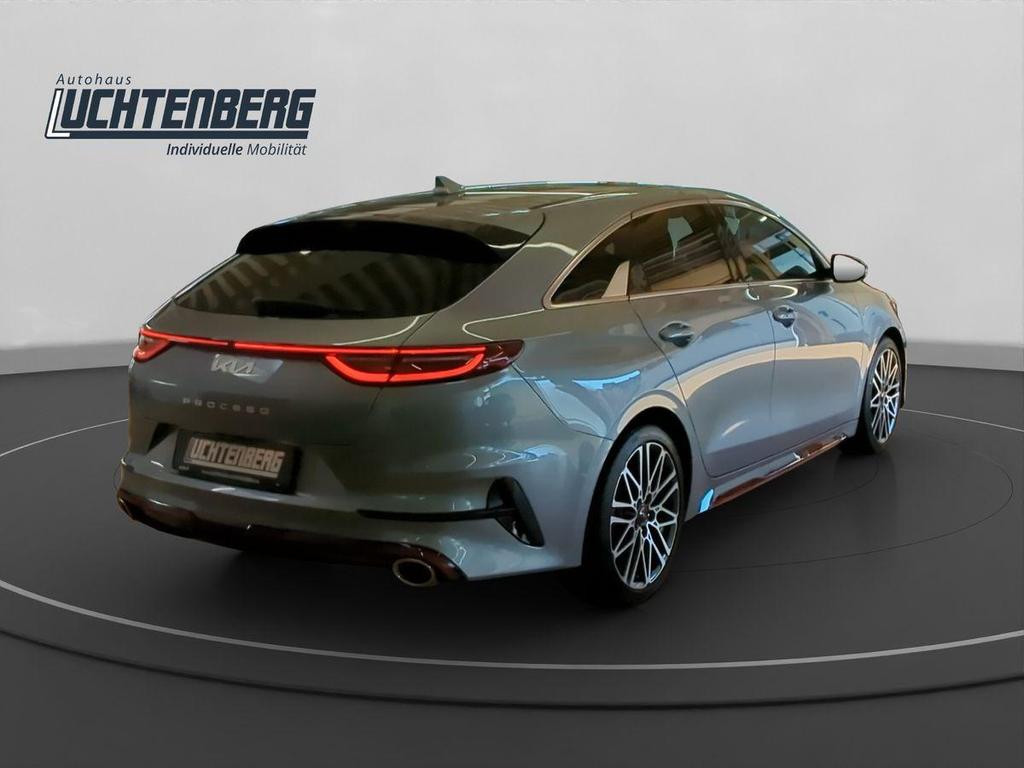 Kia ProCeed