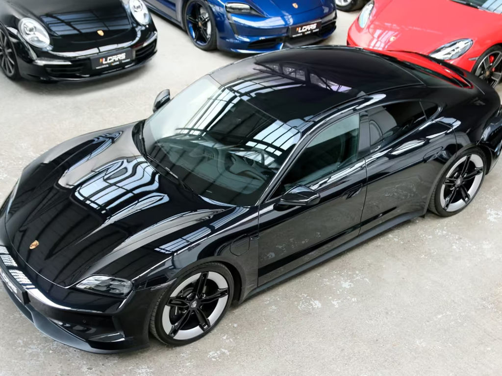 Porsche Taycan Performance Plus
