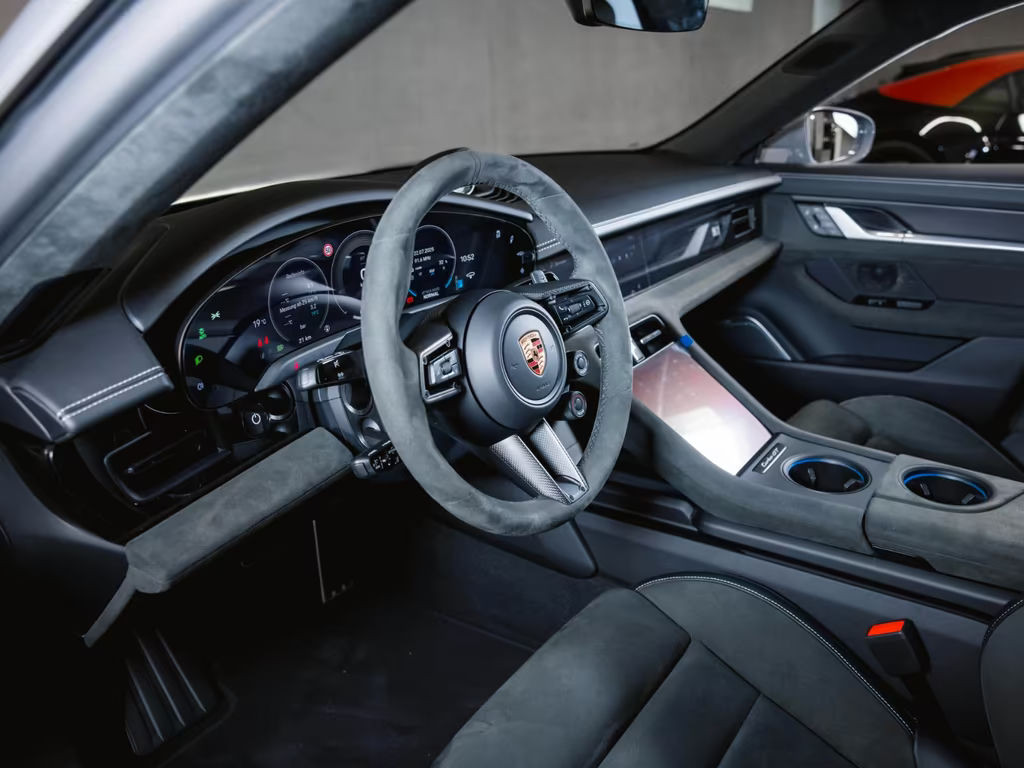 Porsche Taycan