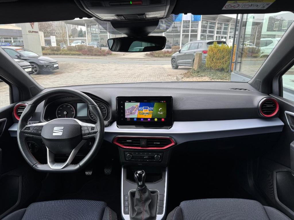 Seat Arona