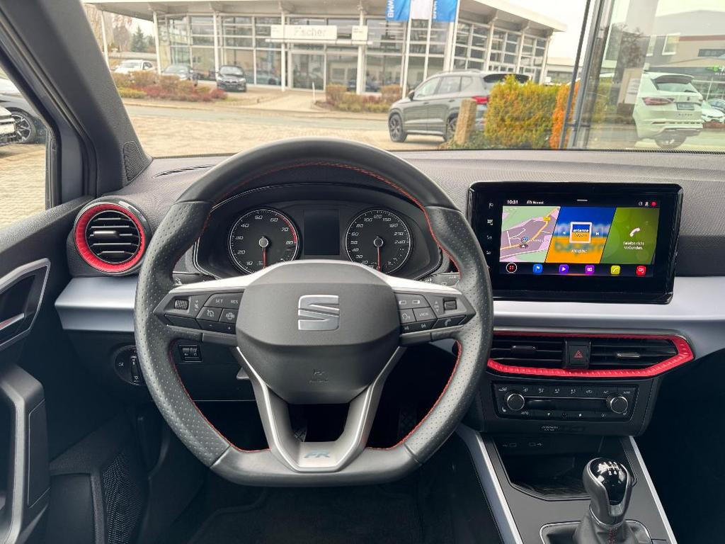 Seat Arona