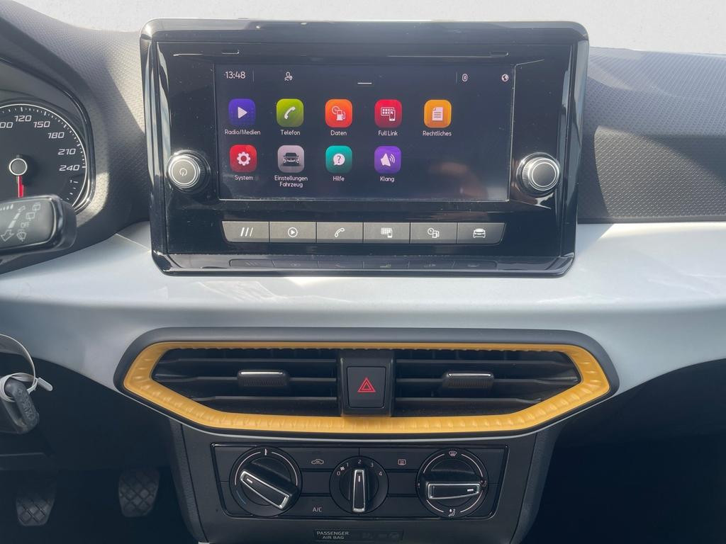 Seat Arona