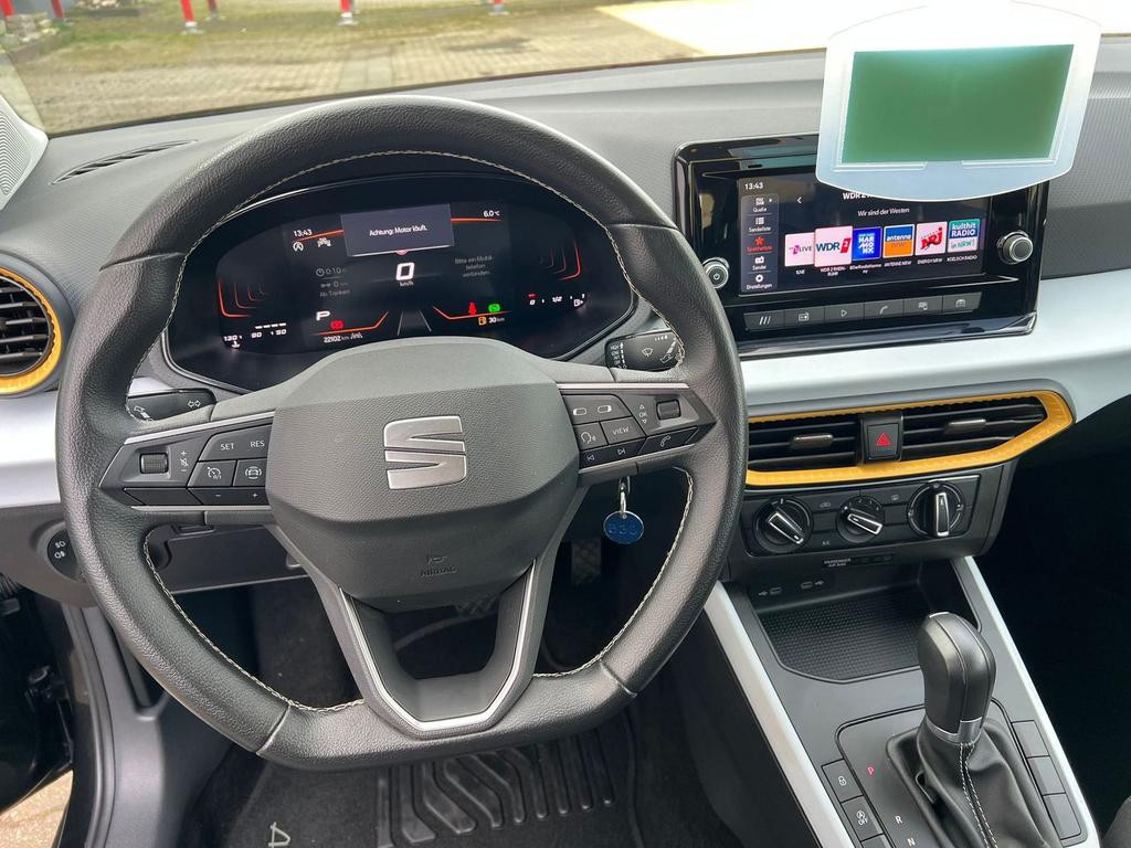Seat Arona