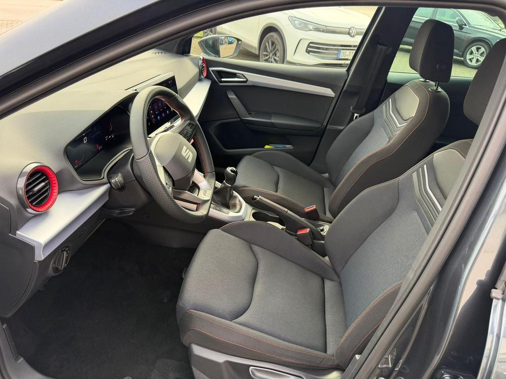 Seat Arona