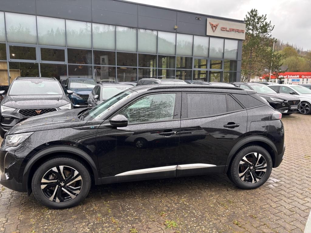 Peugeot e-2008