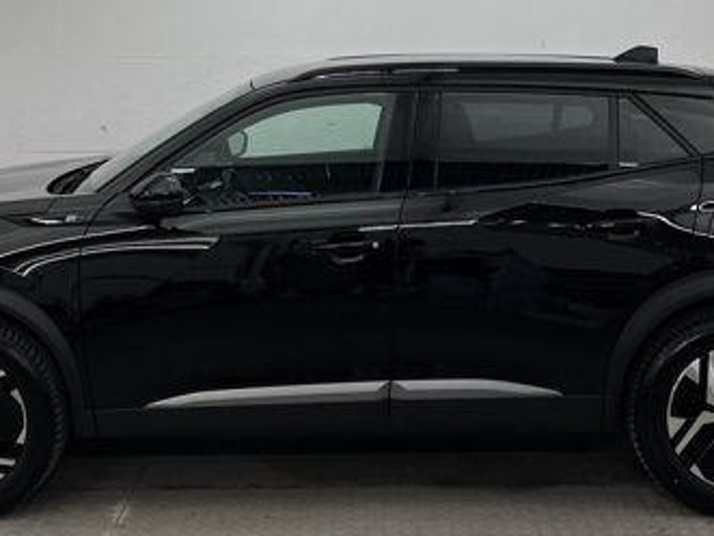 Peugeot e-2008