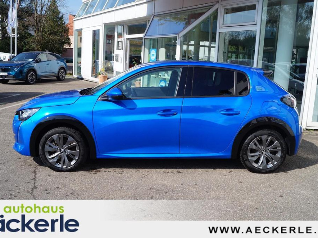 Peugeot e-208