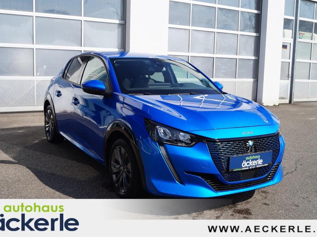 Peugeot e-208