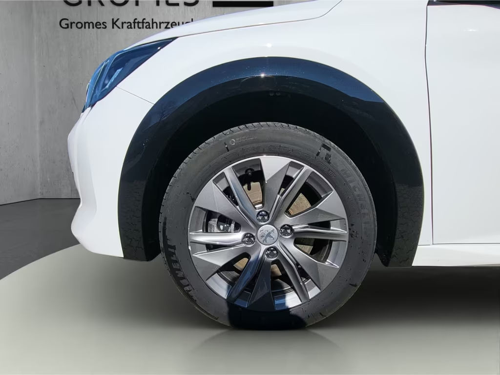 Peugeot e-208 Allure Pack