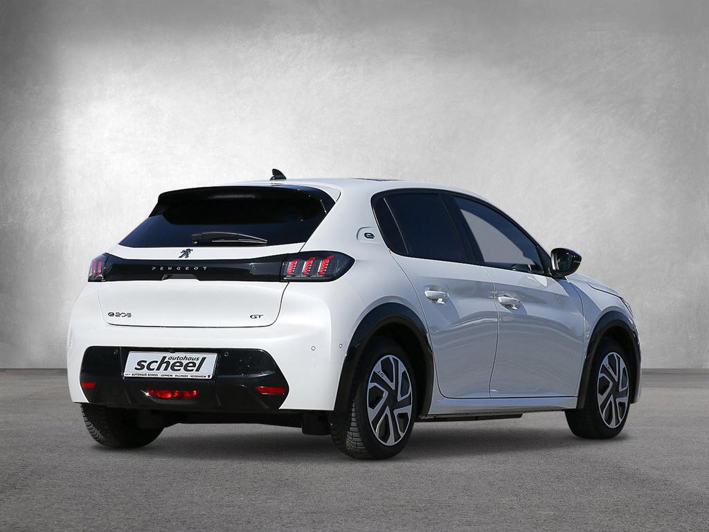 Peugeot e-208