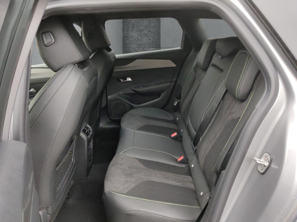 Peugeot e-308