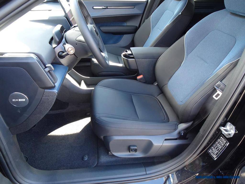 Volvo EX30