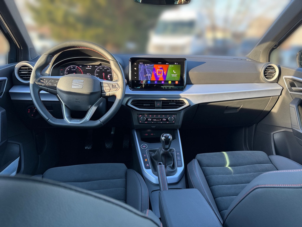 Seat Arona