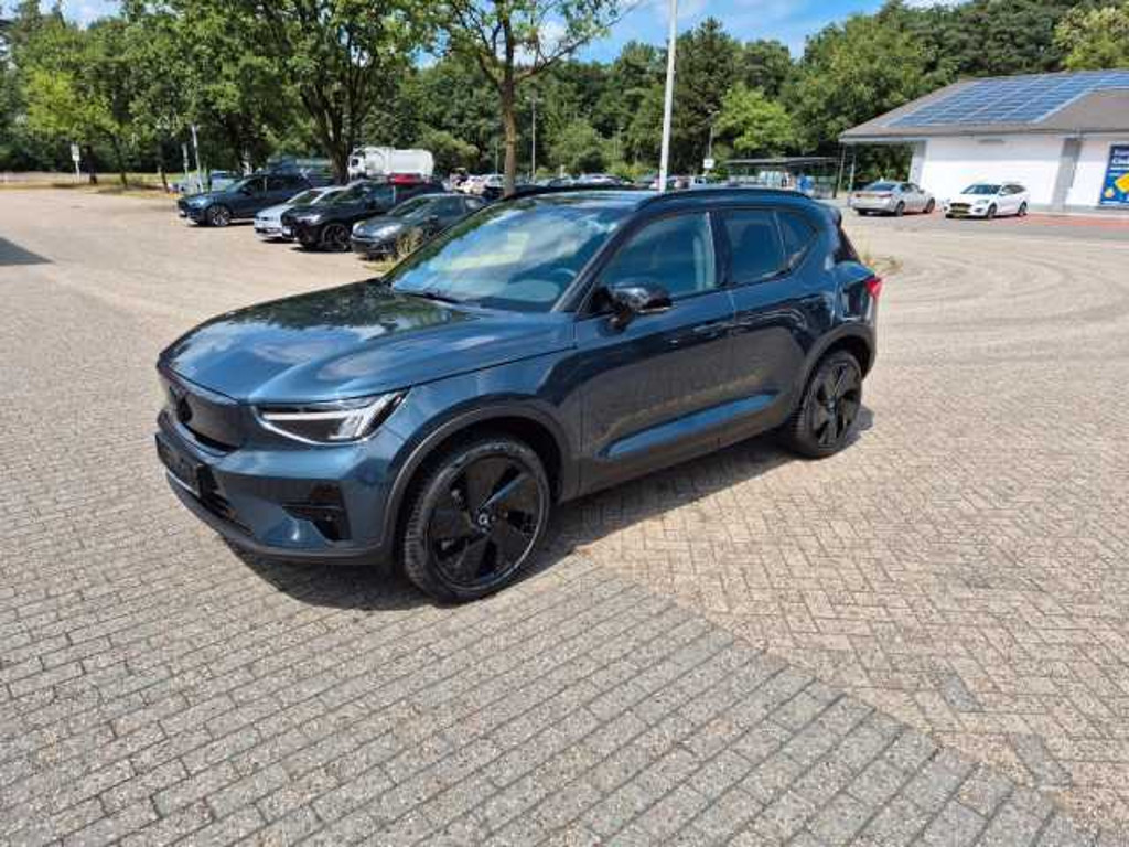 Volvo EX40