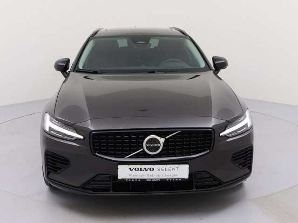 Volvo V60 AWD T8 Hybrid Recharge Dark Ultra