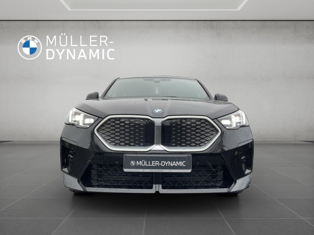 BMW iX2