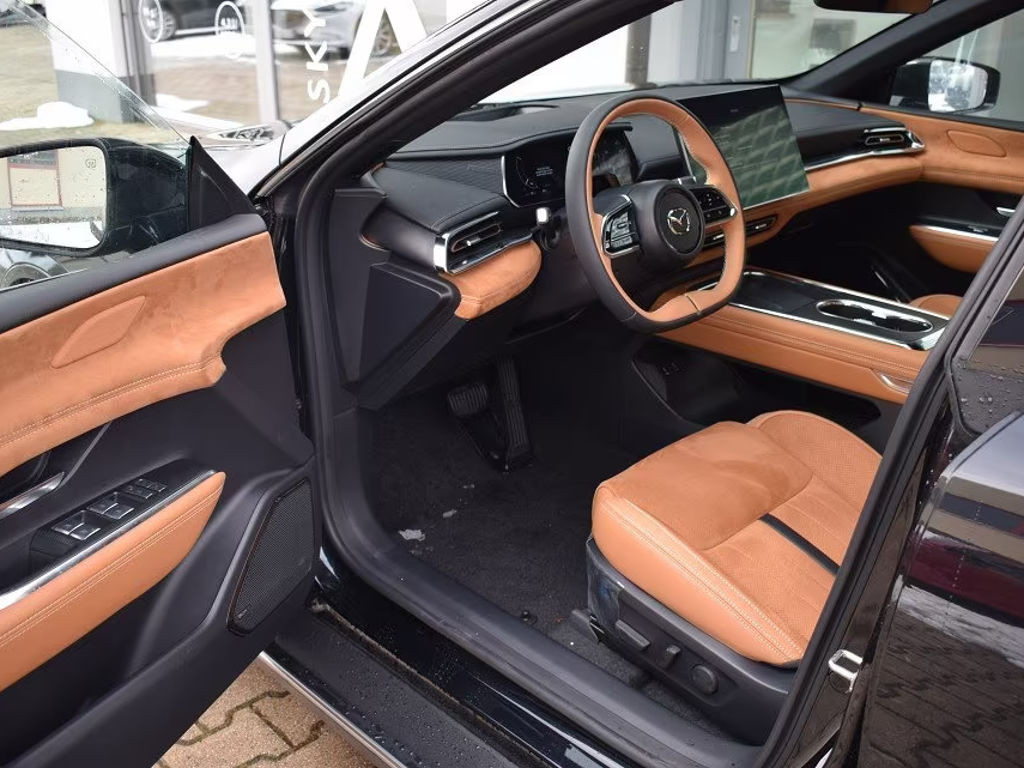 Mazda 6e