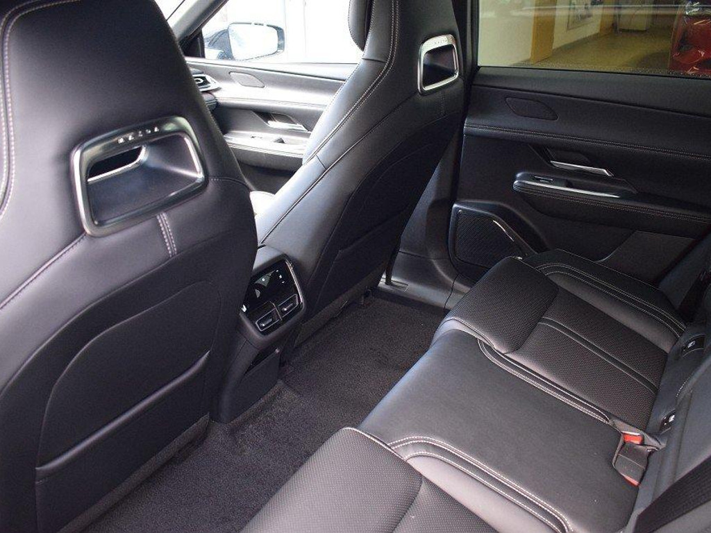 Mazda 6e