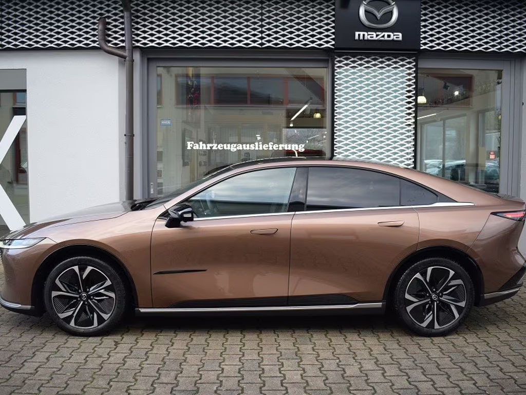 Mazda 6e