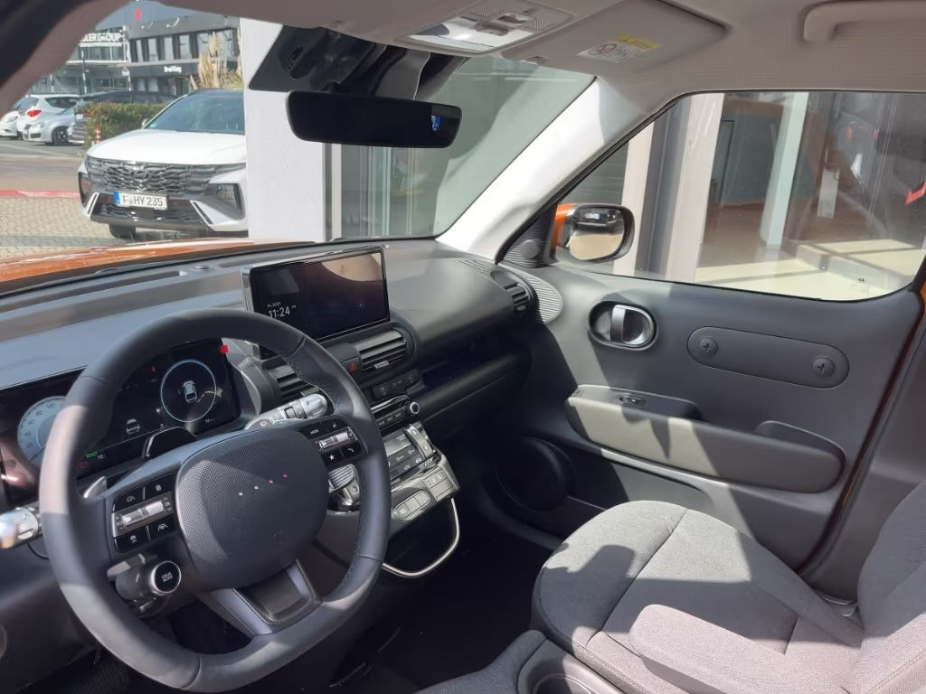 Hyundai INSTER