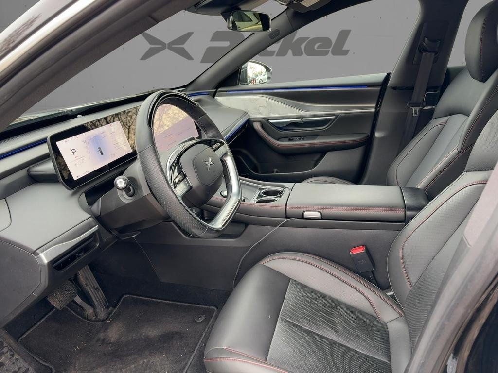 Xpeng P7