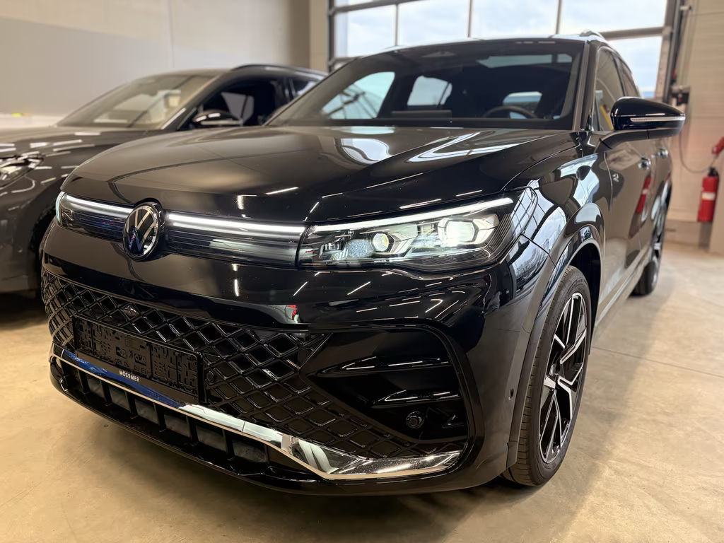 Volkswagen Tiguan DSG Max R-Line Pro 1.5 eTSI