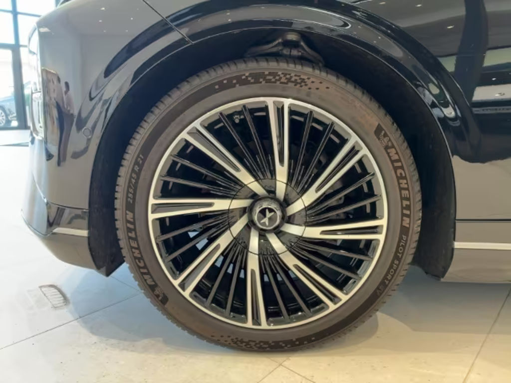 Xpeng G9