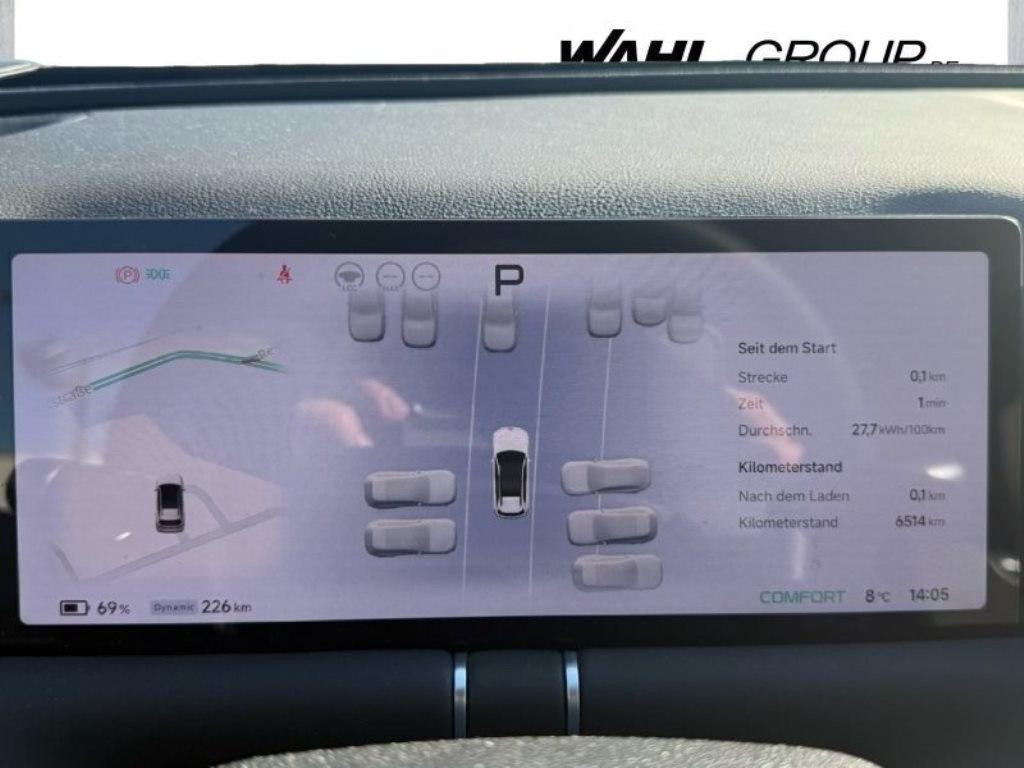 Xpeng G9