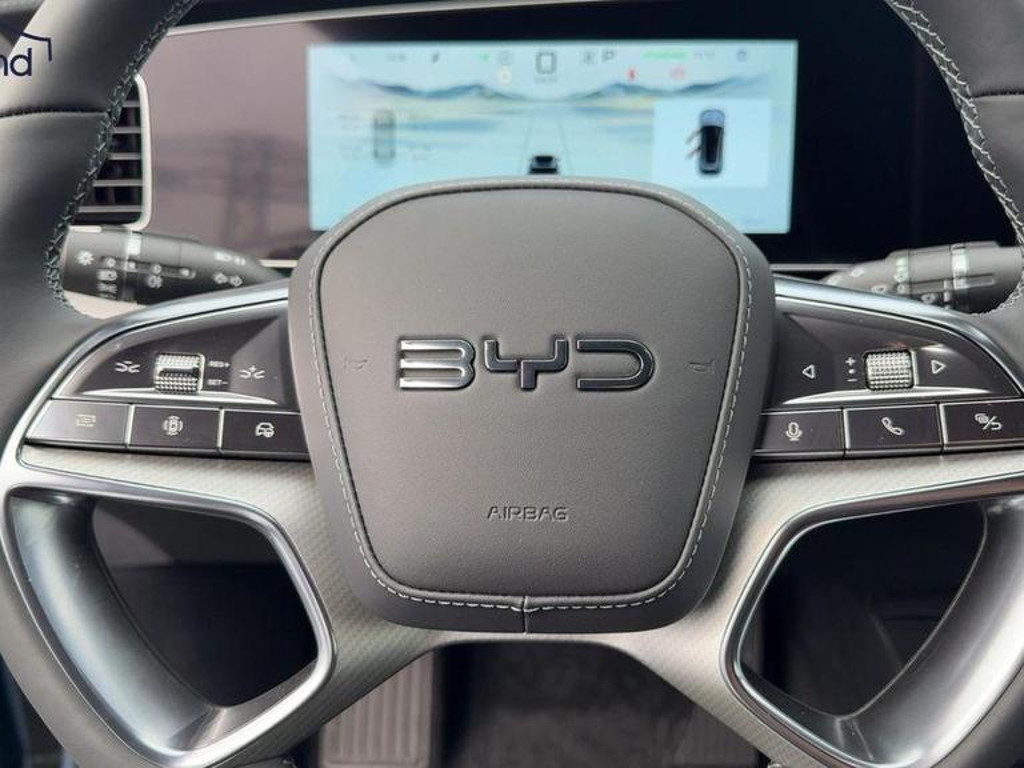 BYD Sealion 7