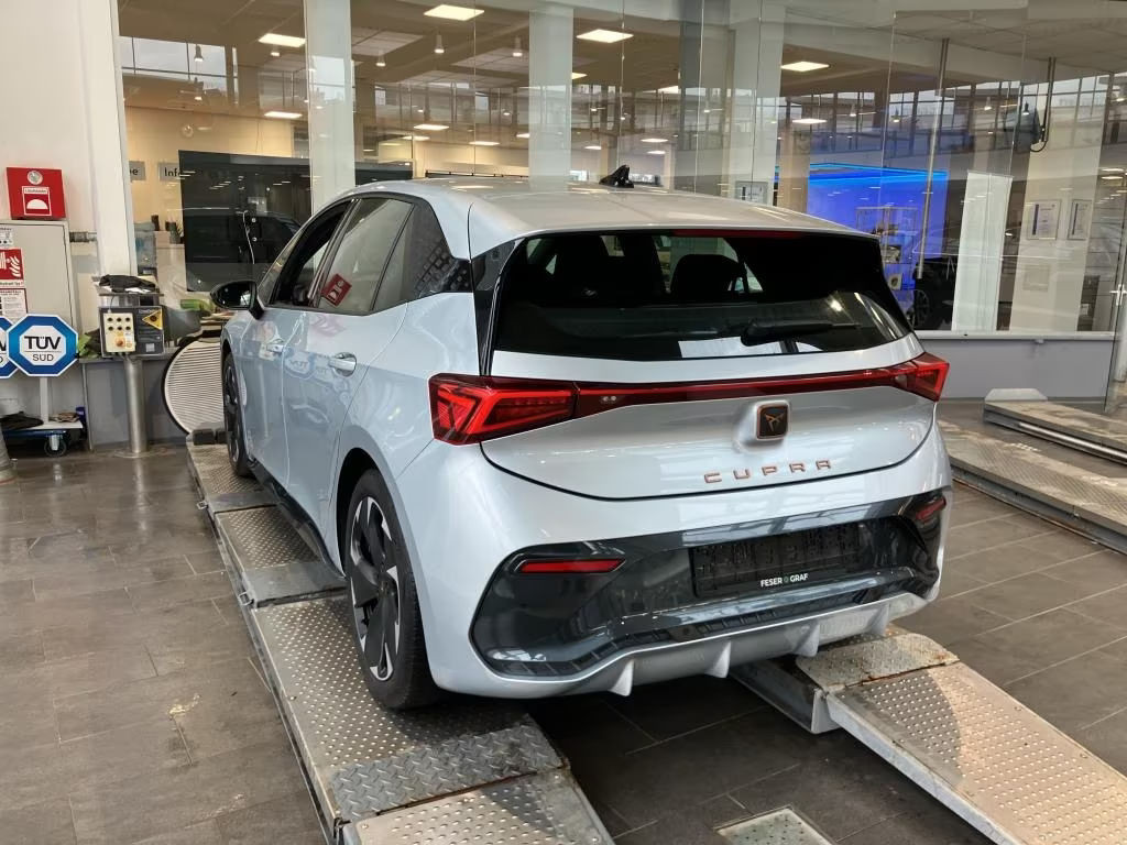 Cupra Born