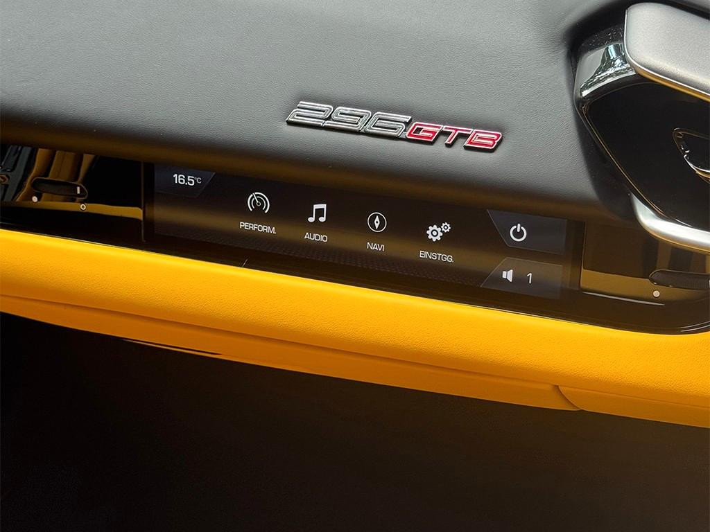 Ferrari 296