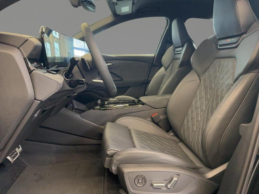 Audi SQ6 e-tron