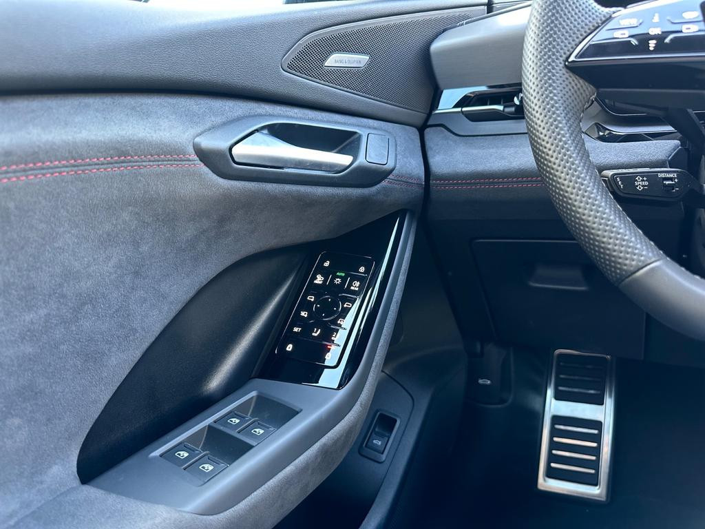 Audi SQ6 e-tron