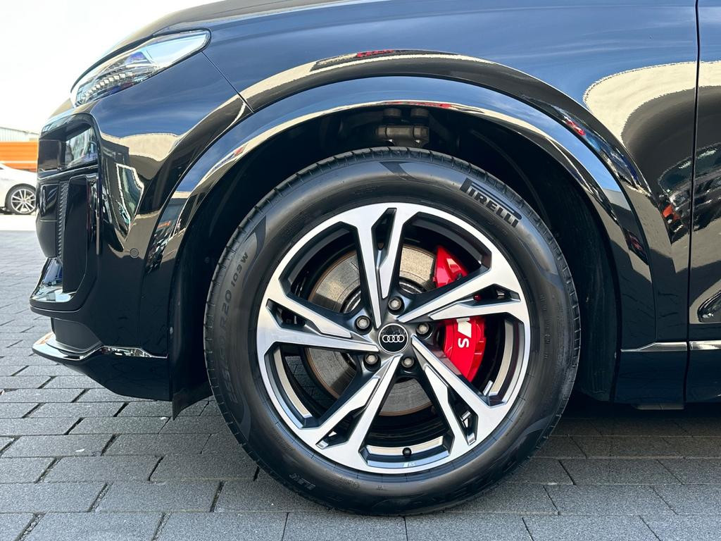 Audi SQ6 e-tron