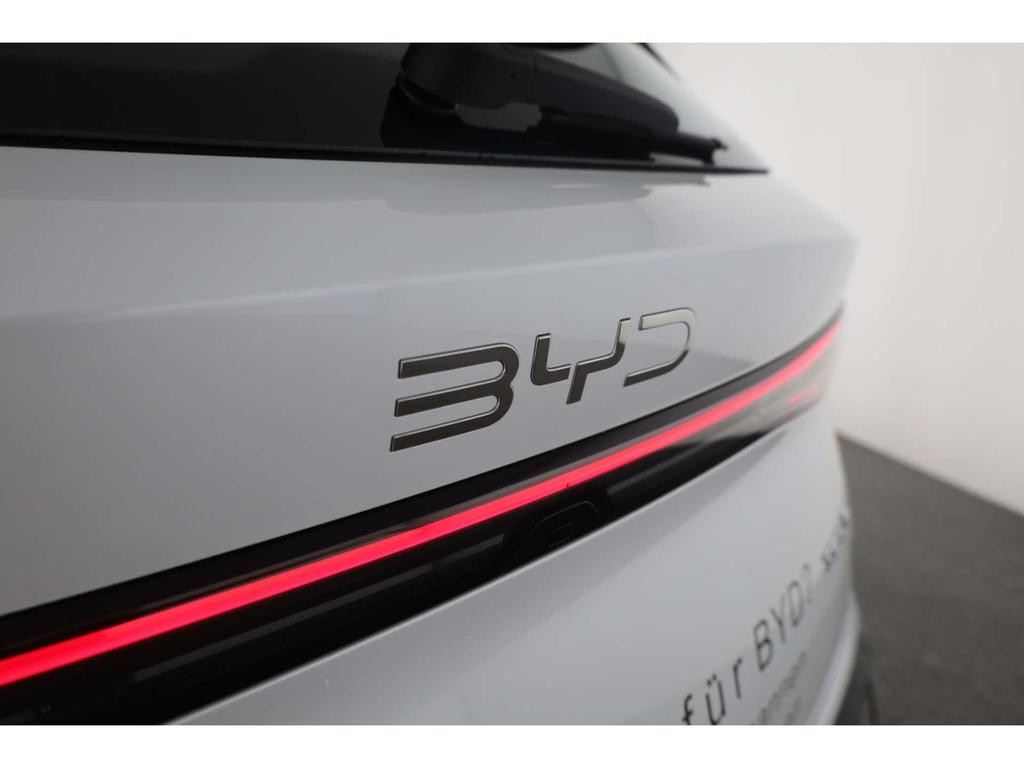 BYD Seal 6