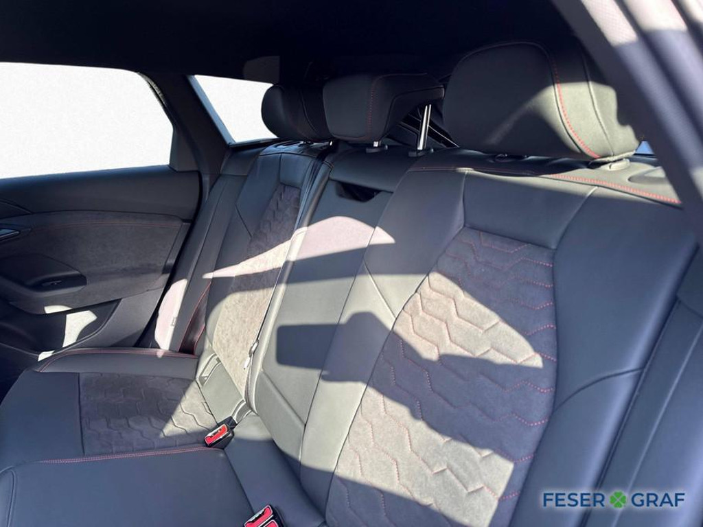 Audi S6 e-tron