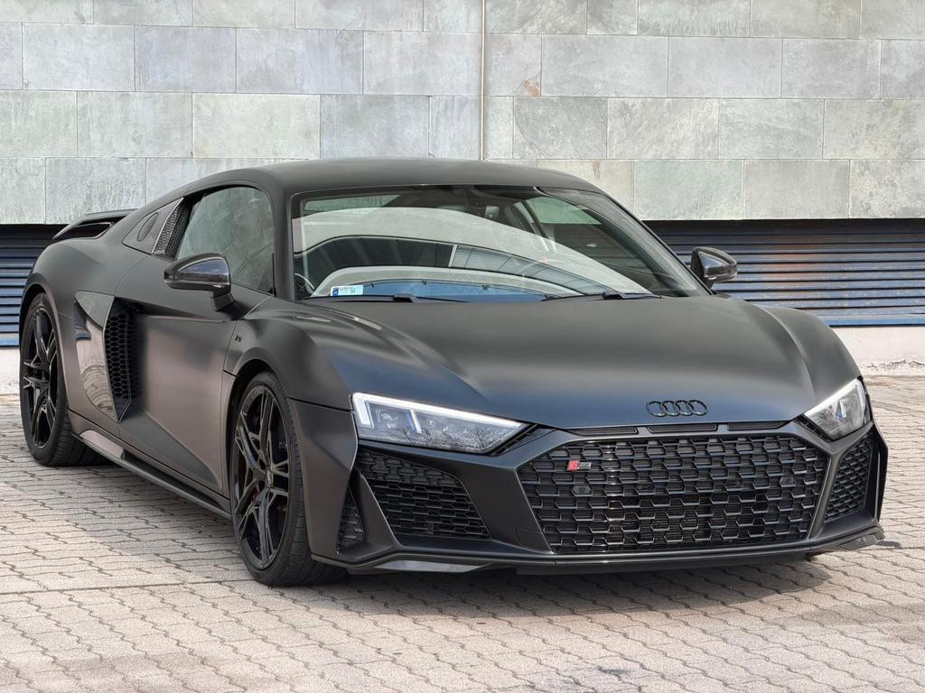Audi R8