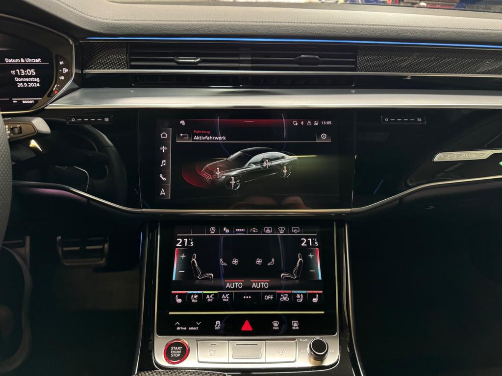 Audi S8