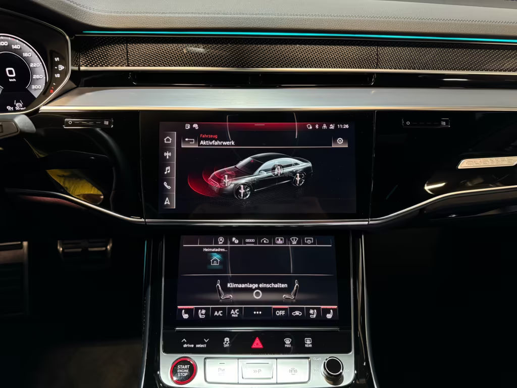 Audi S8