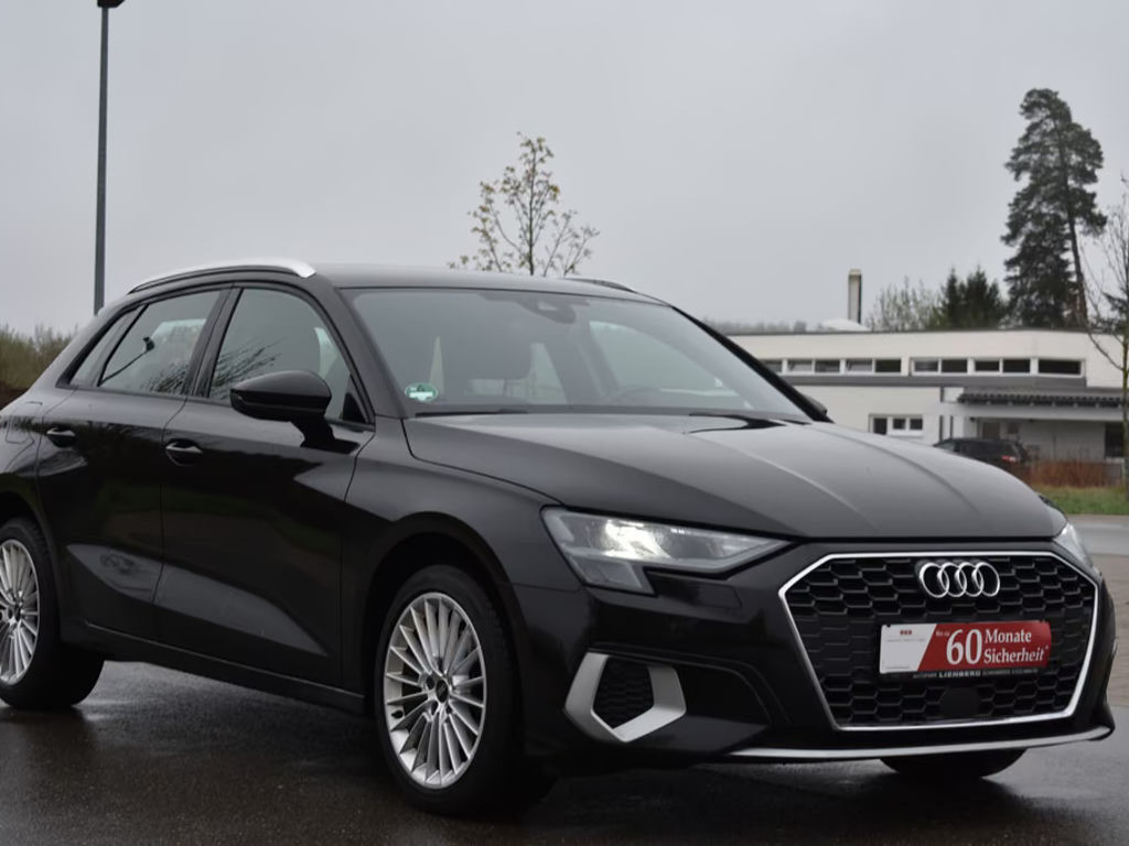 Audi A3 Sportback Sedan S-Tronic 30 TFSI