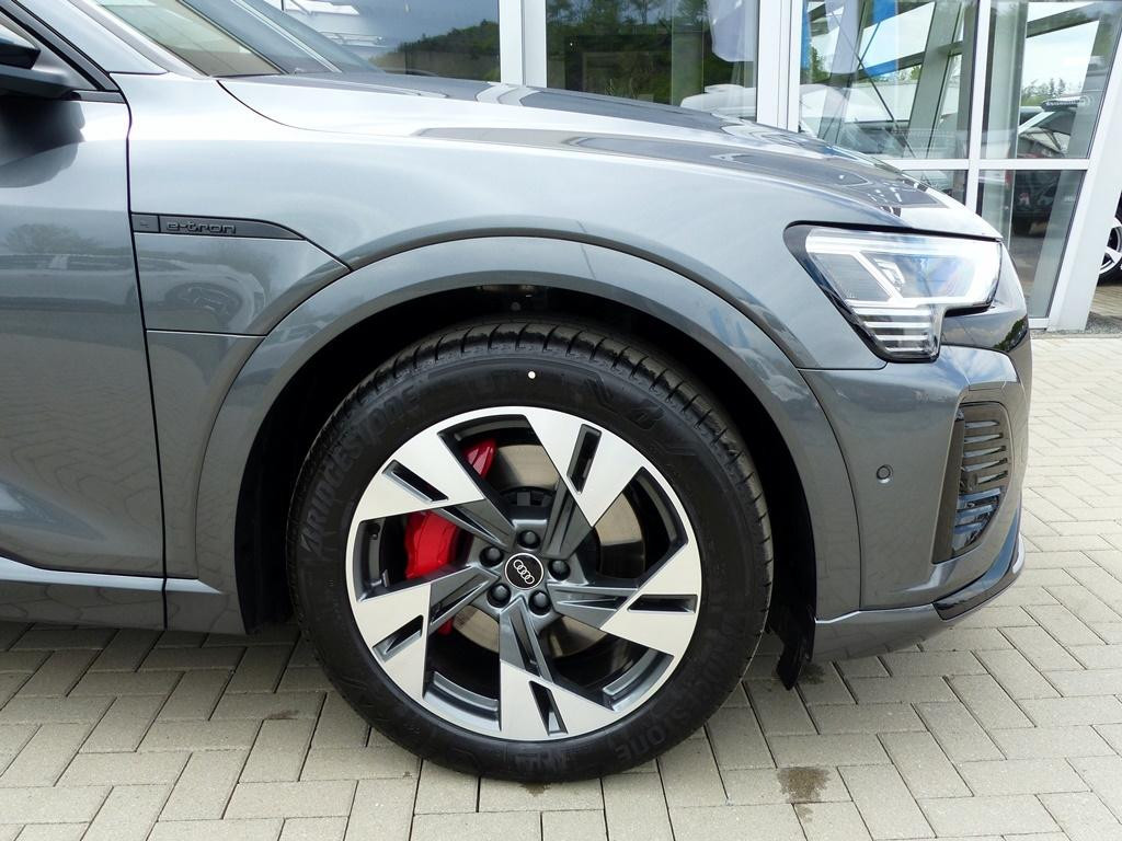 Audi Q8 e-tron