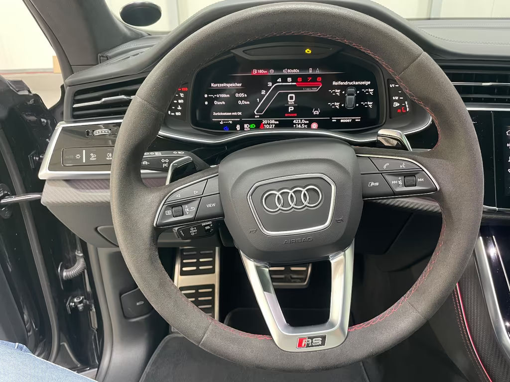 Audi RS Q8