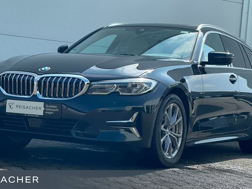 BMW 3 Serie 330 Luxury Line Touring 330i