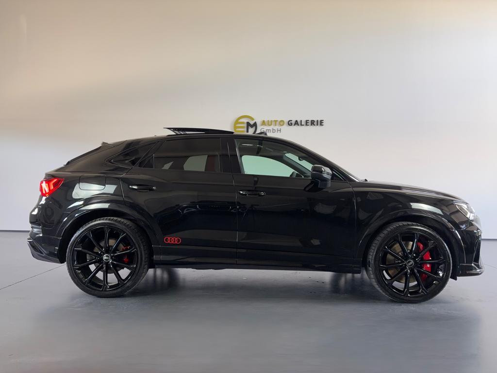 Audi RS Q3