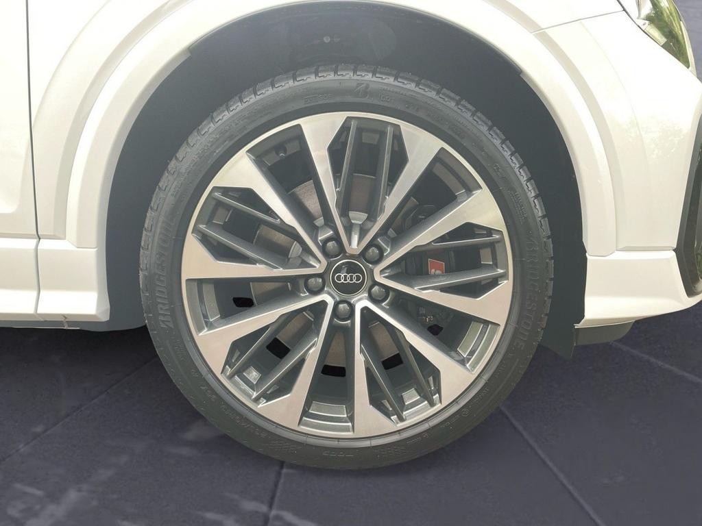Audi SQ2