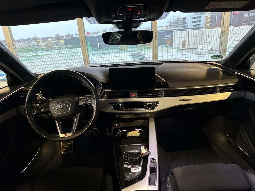 Audi S4