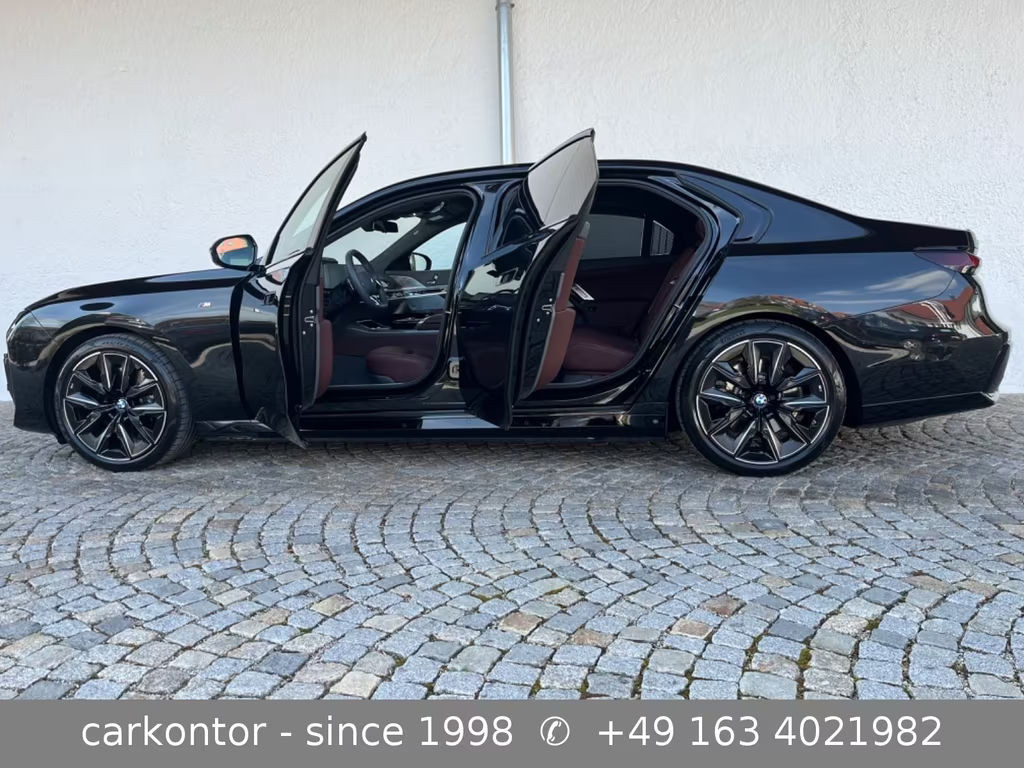BMW i7 M-Sport xDrive Sedan