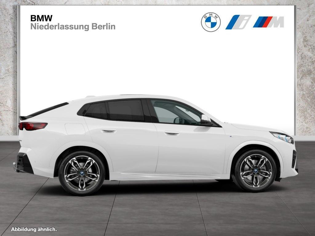 BMW iX2