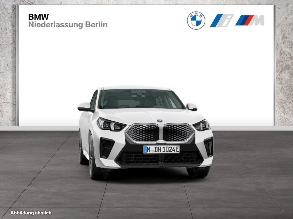 BMW iX2