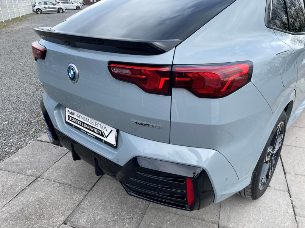 BMW iX2